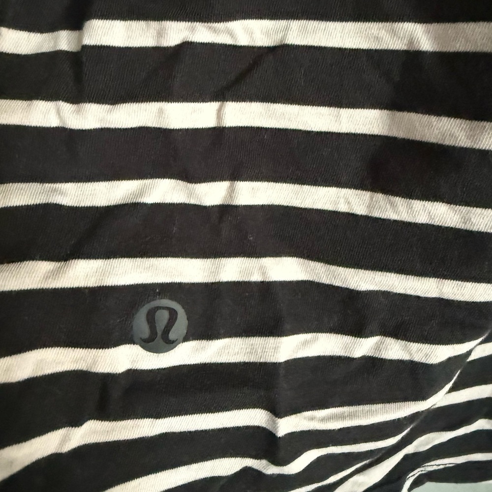 Lululemon striped tank top - Picture 3 of 4